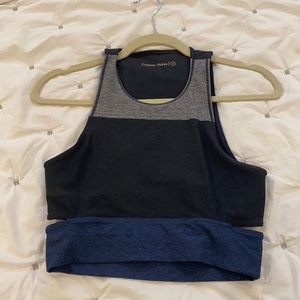 Outdoor Voices Colorblock Performance Crop Tank - Black & Navy